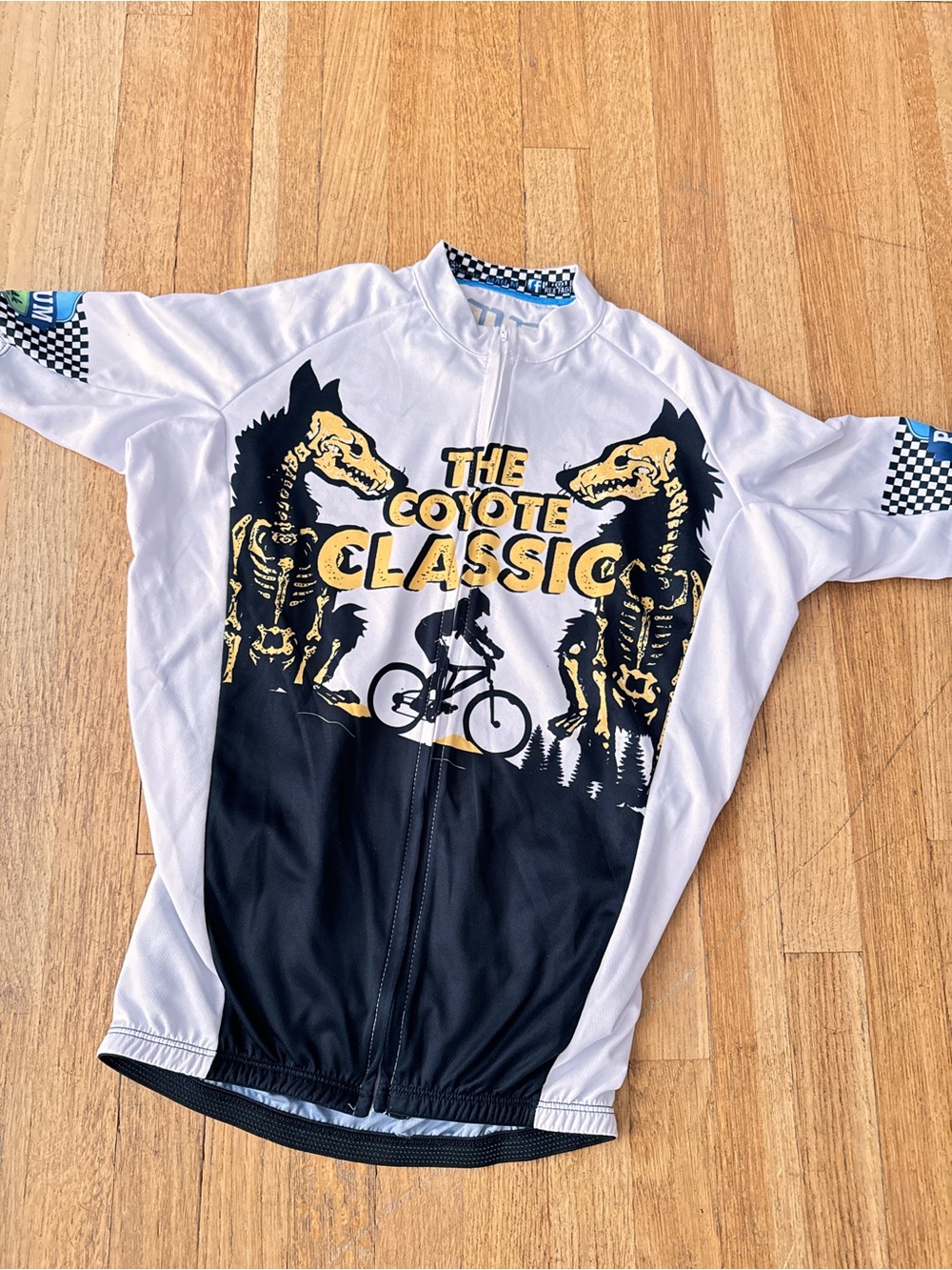 Coyote Classic short sleeve bicycle jersey, Med